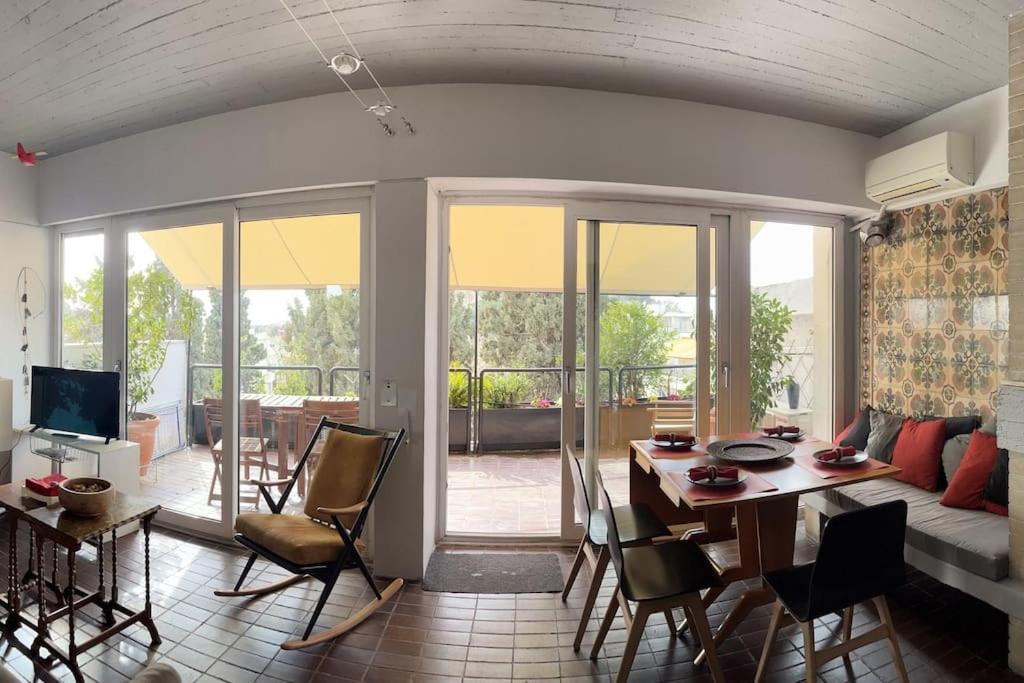 So - Luminous Duplex In Plaka, Acropolis Views Апартаменты